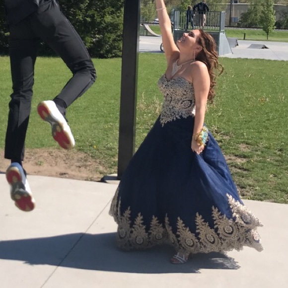 Dresses & Skirts - Prom Dress